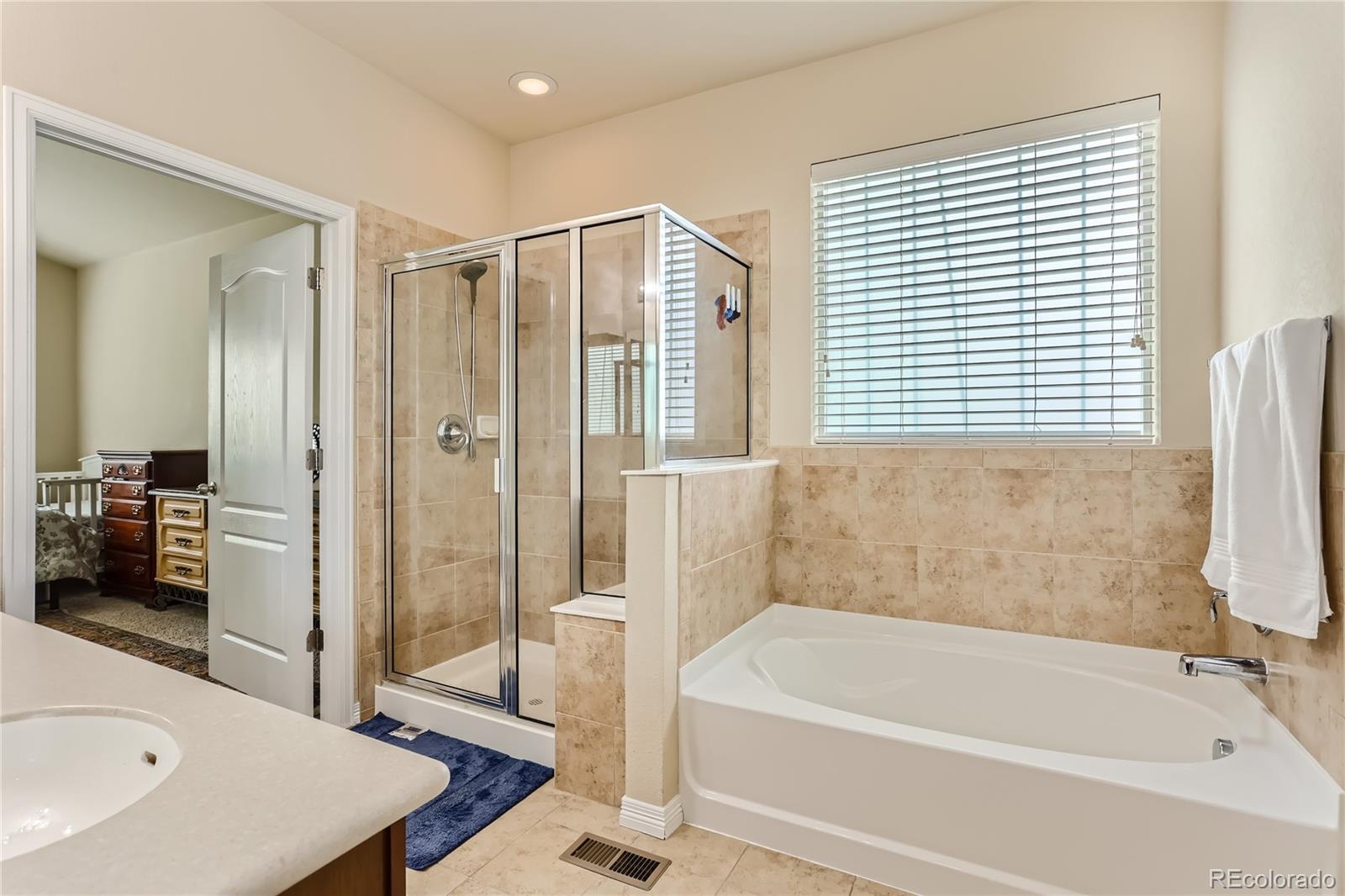 MLS Image #14 for 162 n eaton park street,aurora, Colorado