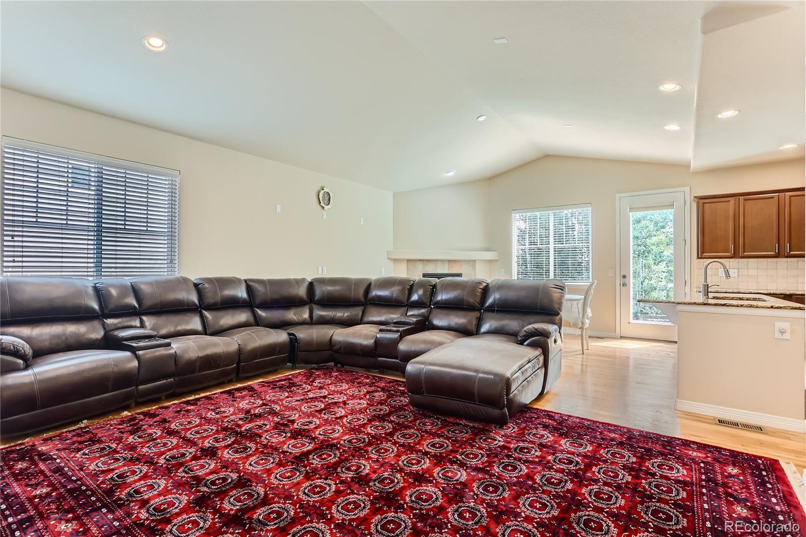 MLS Image #4 for 162 n eaton park street,aurora, Colorado