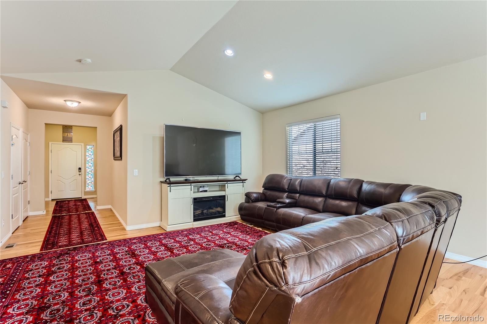 MLS Image #6 for 162 n eaton park street,aurora, Colorado
