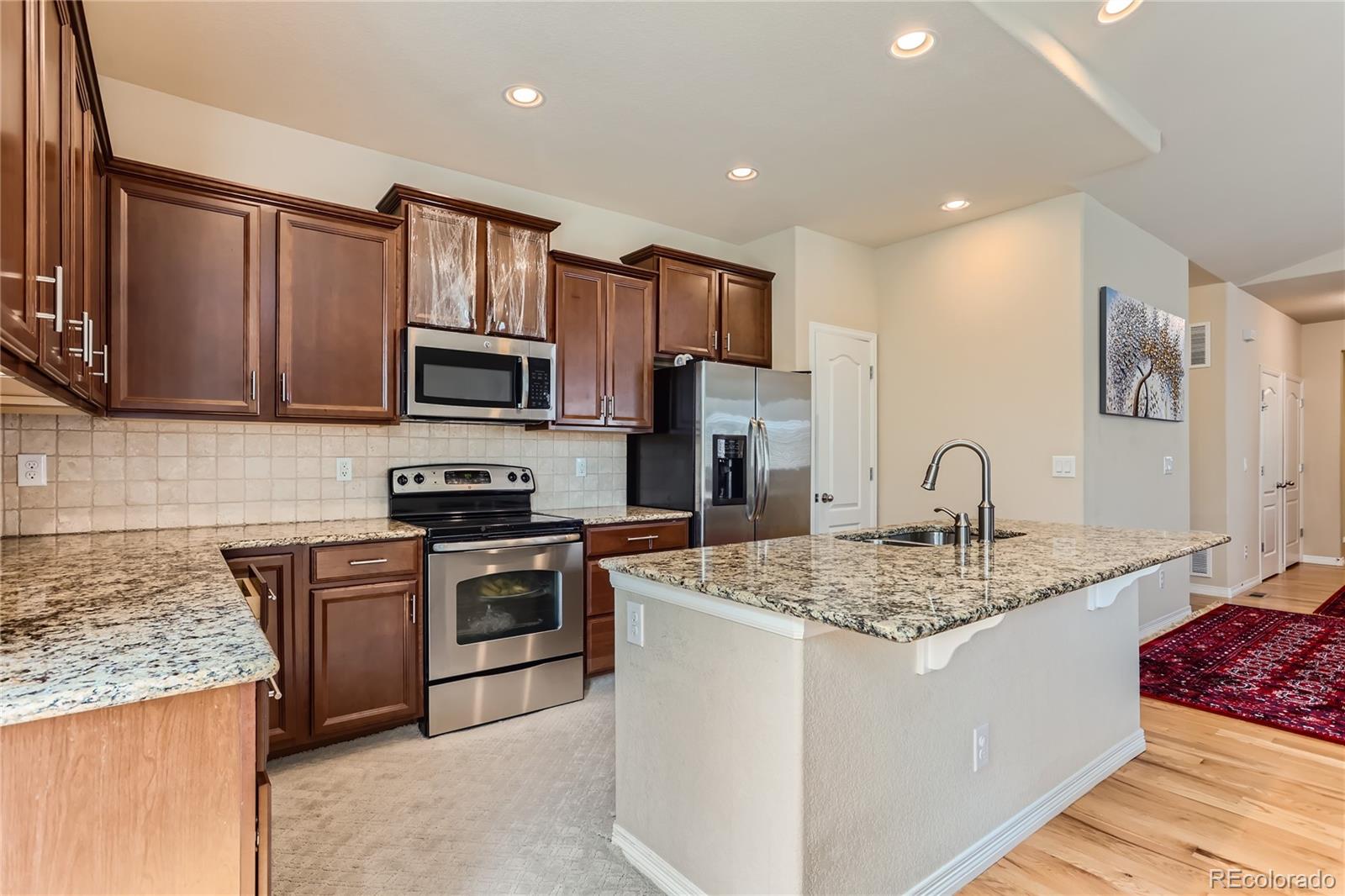 MLS Image #7 for 162 n eaton park street,aurora, Colorado