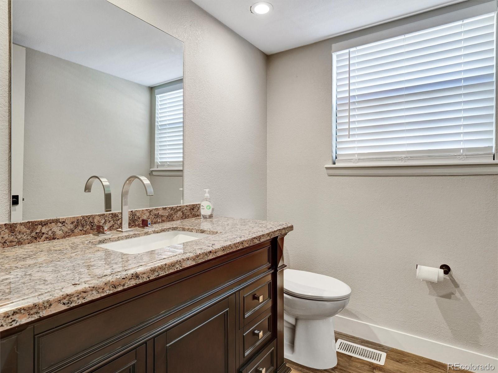 MLS Image #7 for 15915 e mercer circle,aurora, Colorado