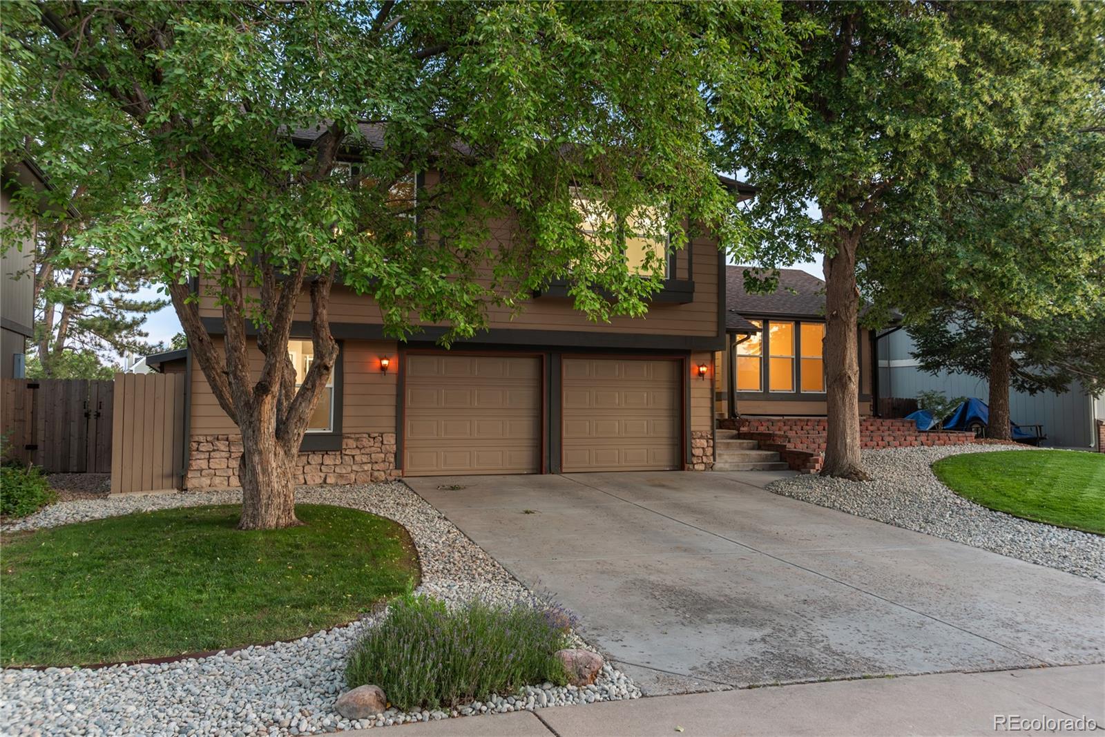 MLS Image #1 for 773 s dearborn circle,aurora, Colorado
