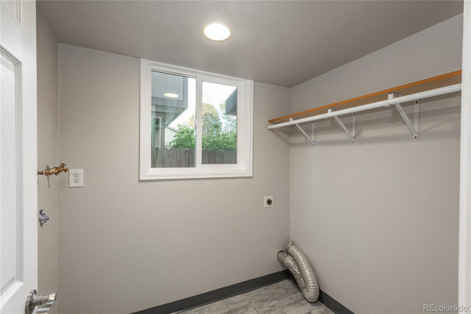 MLS Image #19 for 773 s dearborn circle,aurora, Colorado