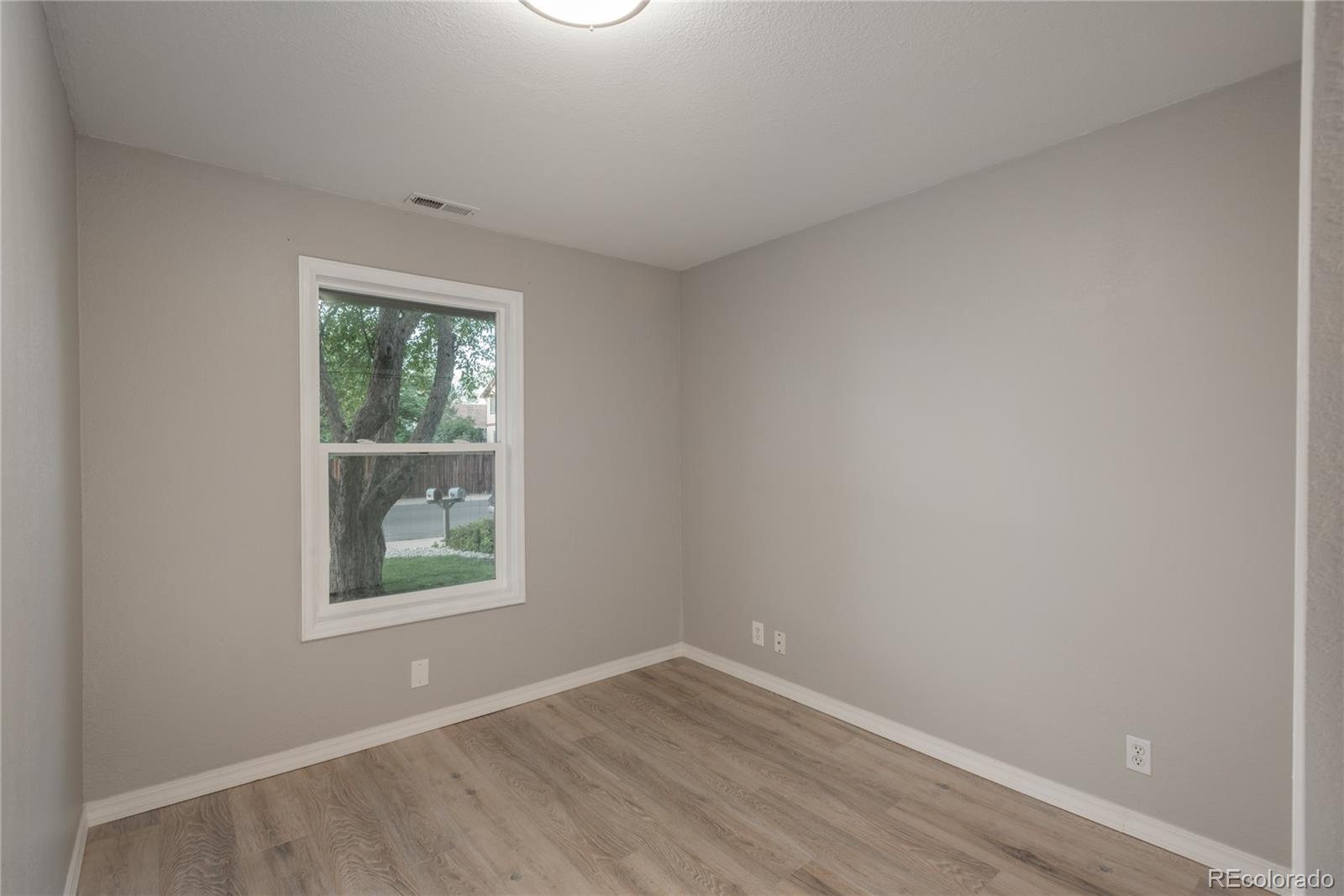 MLS Image #22 for 773 s dearborn circle,aurora, Colorado