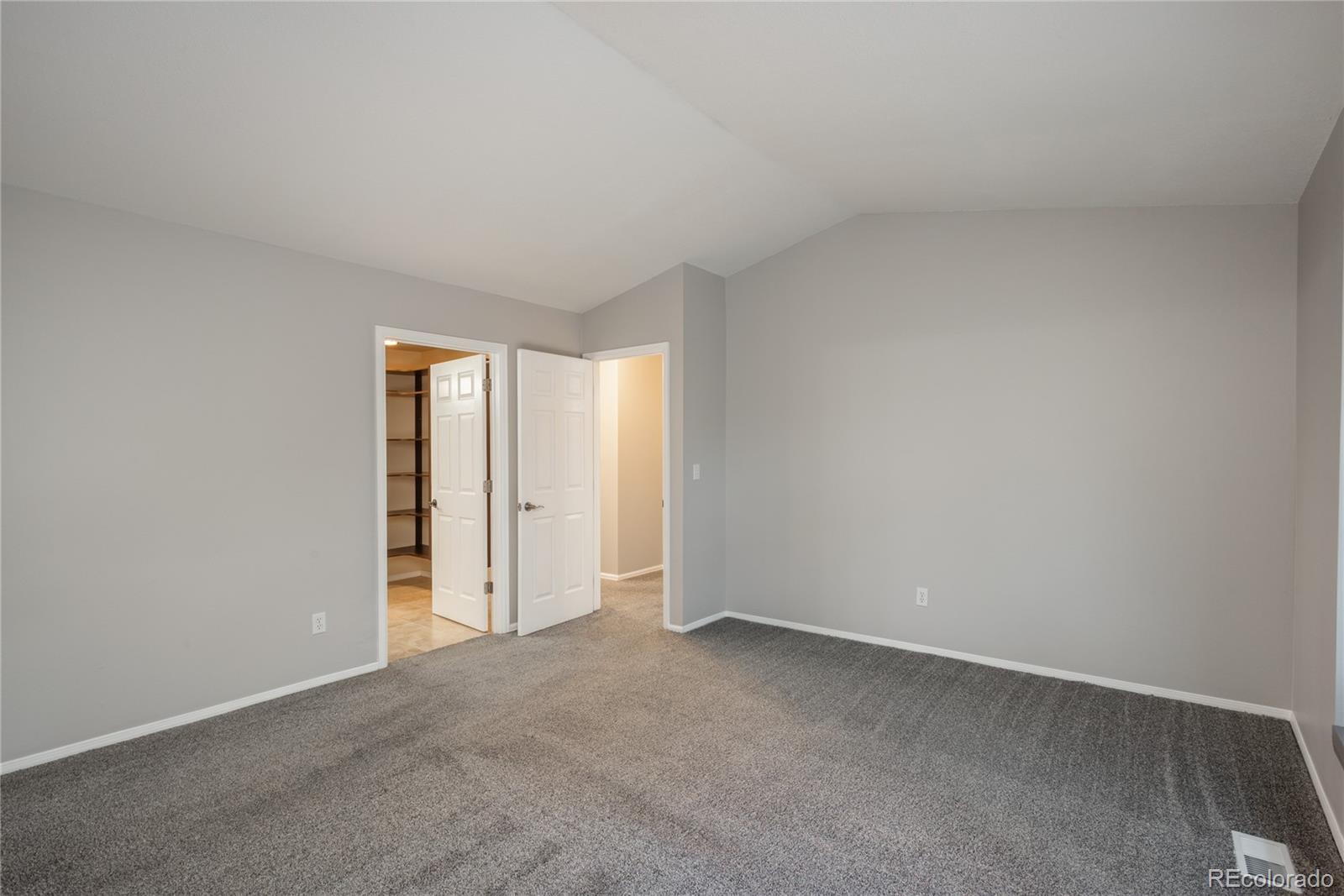 MLS Image #28 for 773 s dearborn circle,aurora, Colorado