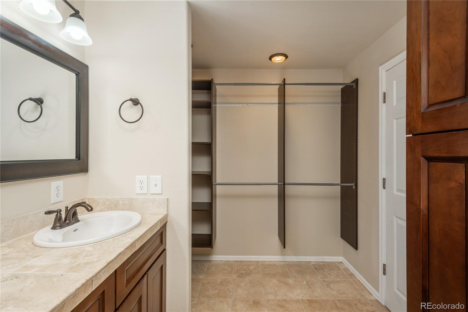 MLS Image #31 for 773 s dearborn circle,aurora, Colorado