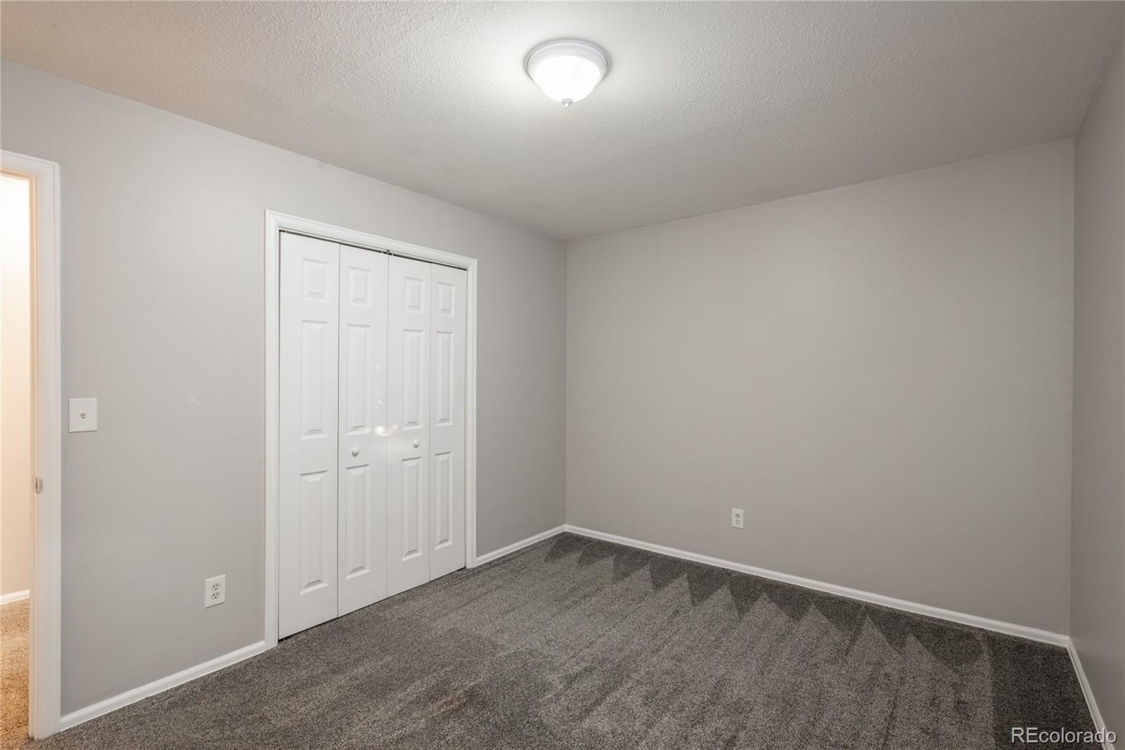 MLS Image #37 for 773 s dearborn circle,aurora, Colorado