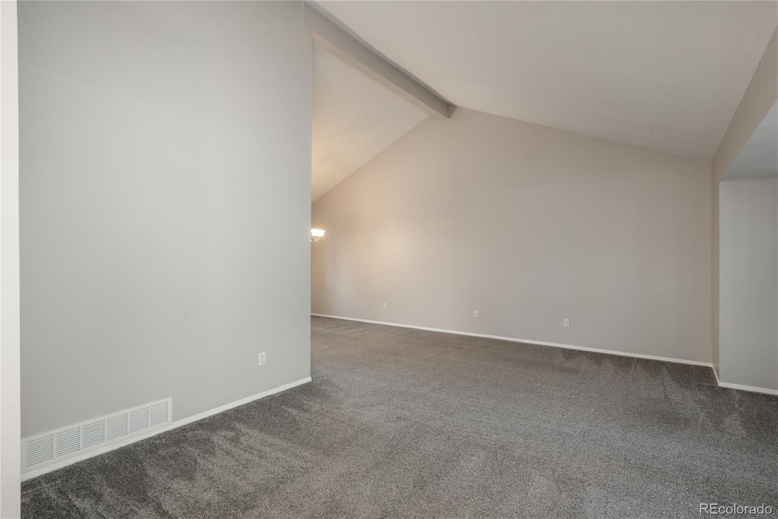 MLS Image #4 for 773 s dearborn circle,aurora, Colorado