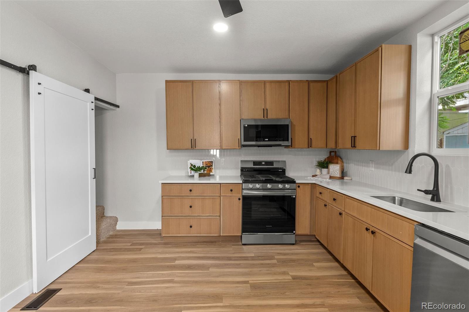 MLS Image #11 for 3919 n humboldt street,denver, Colorado