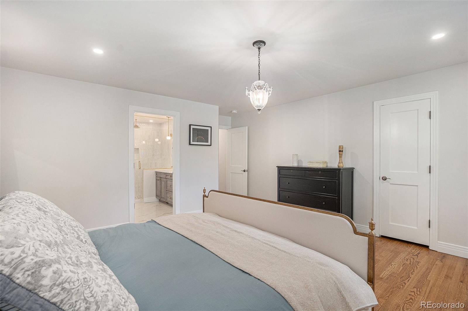 MLS Image #17 for 3750  gill drive,denver, Colorado