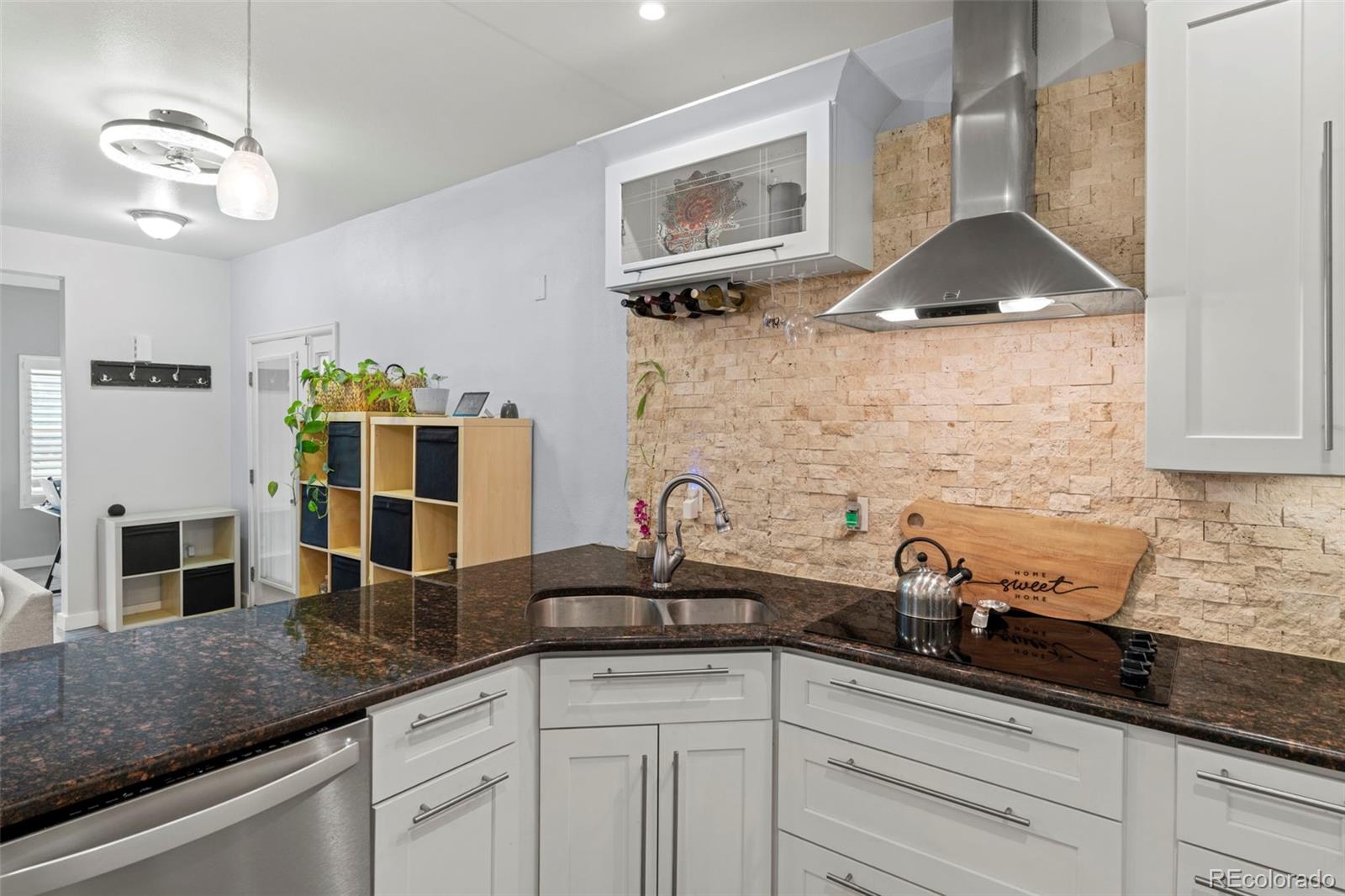MLS Image #11 for 2511 s bahama circle,aurora, Colorado