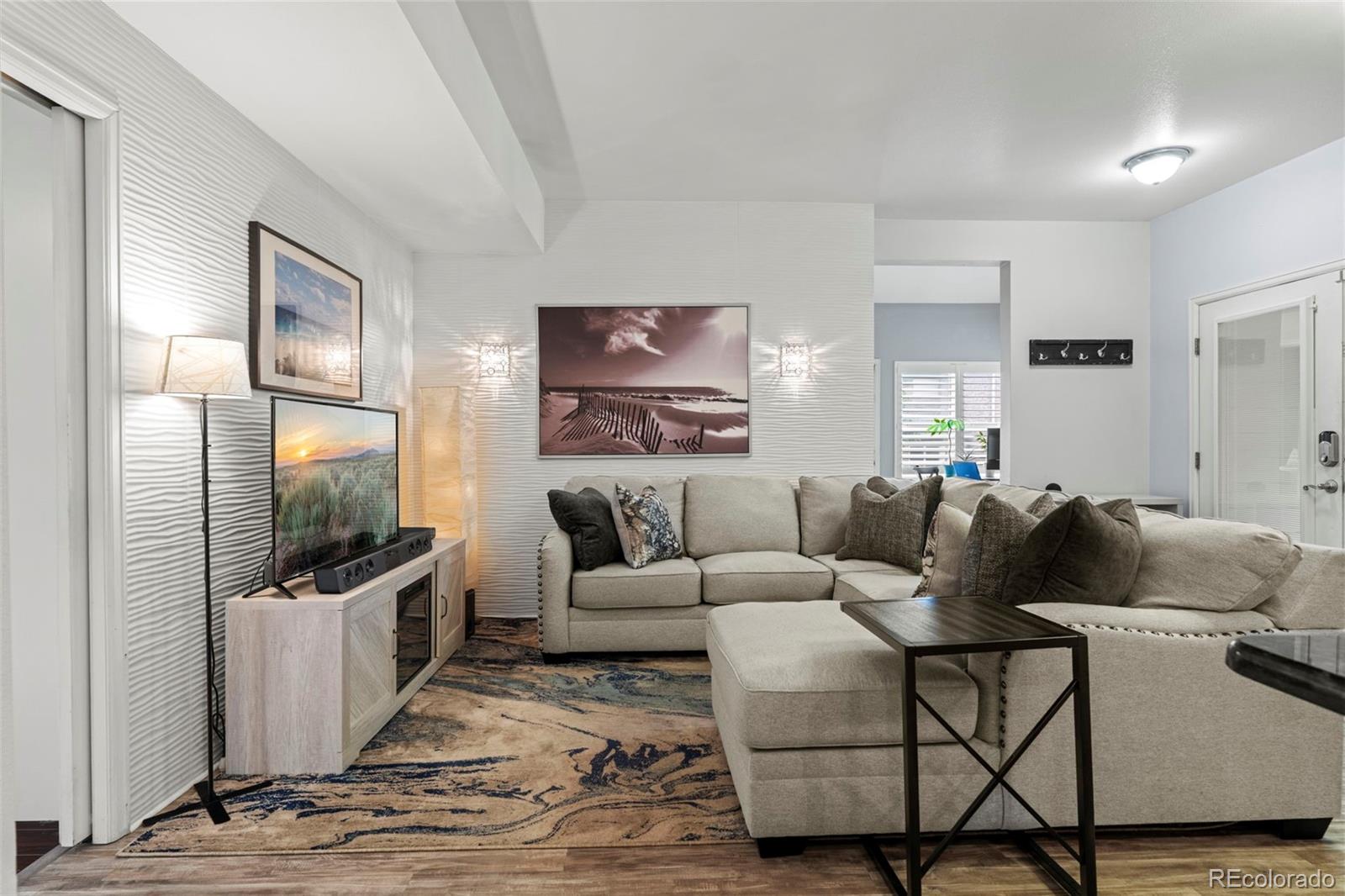 MLS Image #3 for 2511 s bahama circle,aurora, Colorado