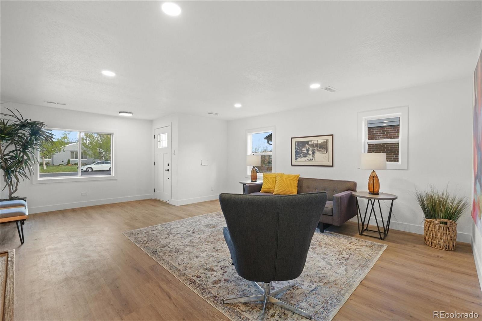 MLS Image #3 for 3025  ivanhoe street,denver, Colorado