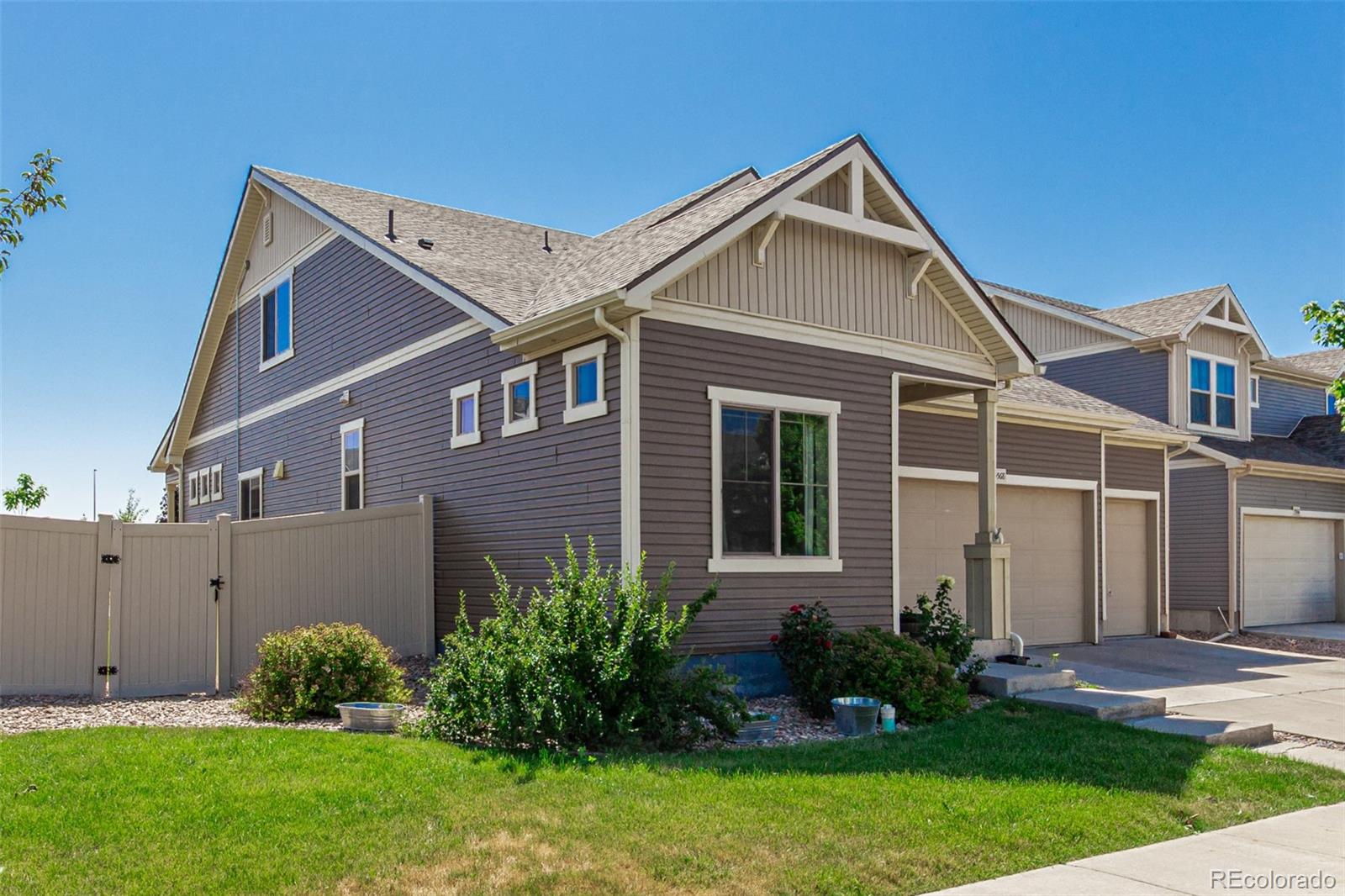 MLS Image #2 for 5568  ceylon street,denver, Colorado