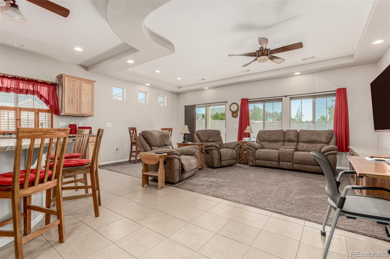 MLS Image #5 for 5568  ceylon street,denver, Colorado