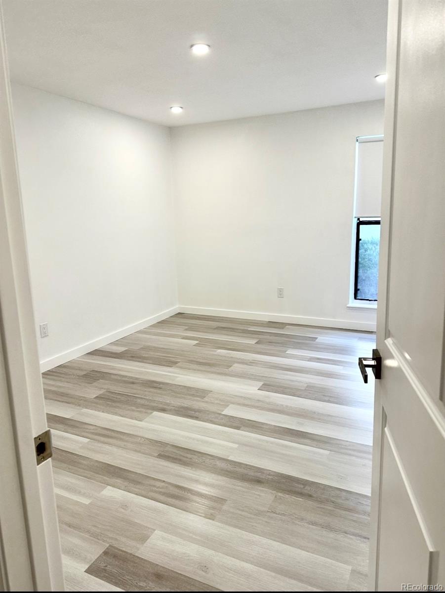 MLS Image #11 for 6480 s dayton street,englewood, Colorado
