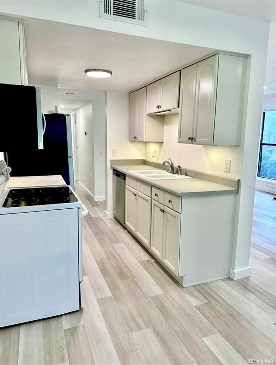 MLS Image #9 for 6480 s dayton street,englewood, Colorado