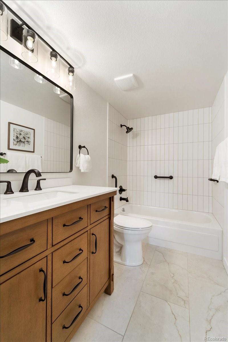 MLS Image #10 for 13902 e marina drive,aurora, Colorado