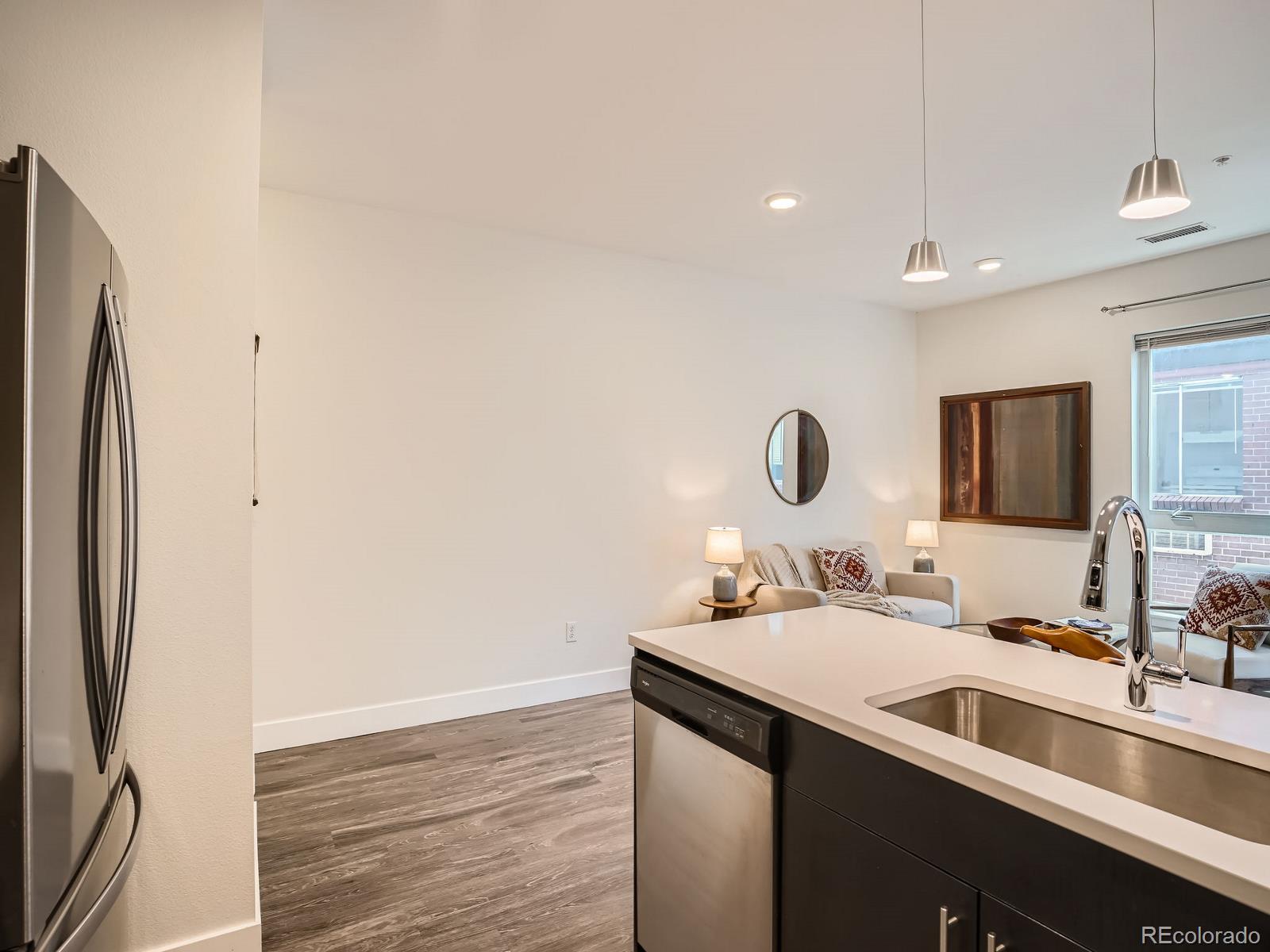 MLS Image #5 for 2374 s university boulevard,denver, Colorado