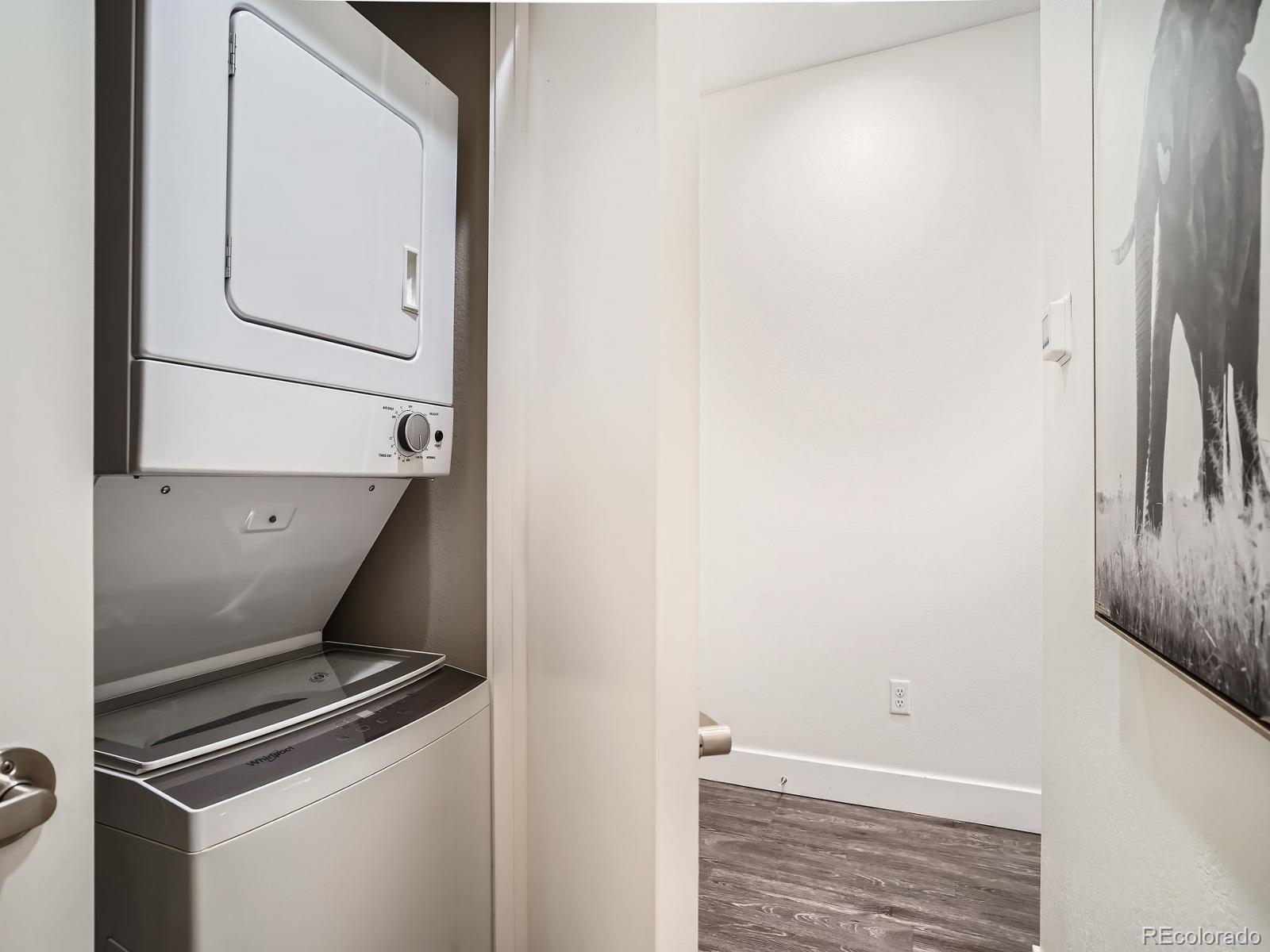 MLS Image #8 for 2374 s university boulevard,denver, Colorado