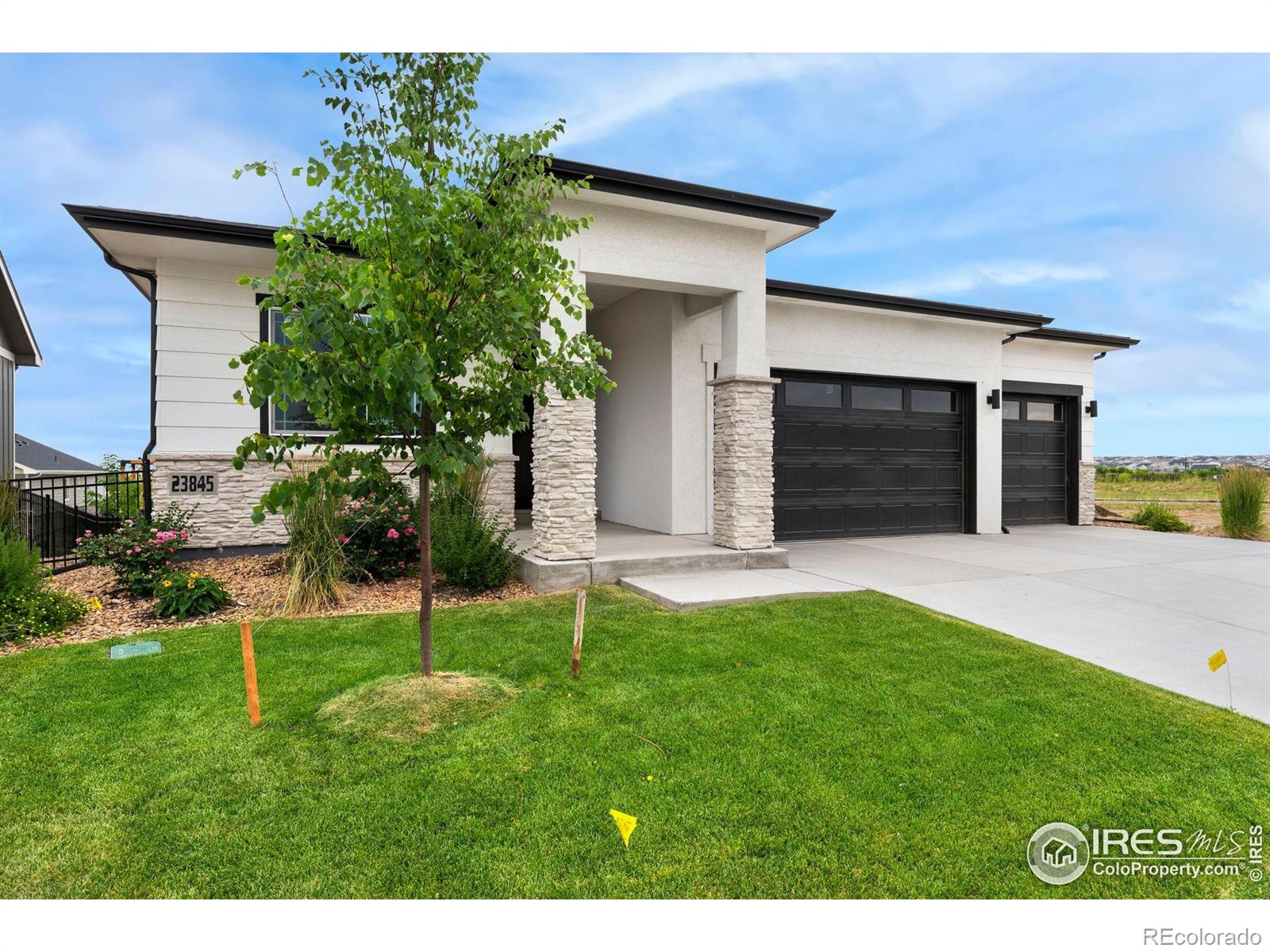 MLS Image #2 for 23845 e river front drive,aurora, Colorado