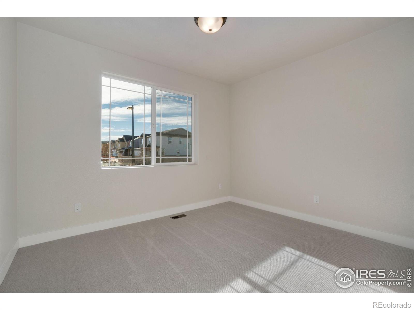 MLS Image #27 for 23845 e river front drive,aurora, Colorado