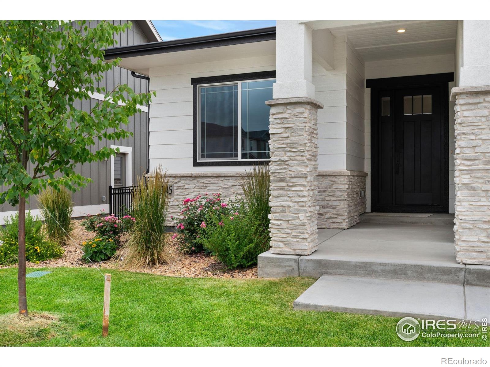 MLS Image #4 for 23845 e river front drive,aurora, Colorado
