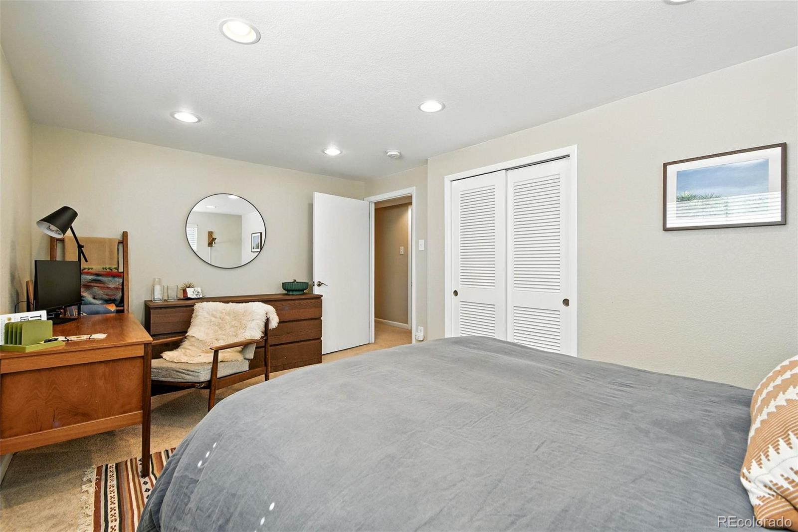 MLS Image #33 for 923 s beech street,lakewood, Colorado