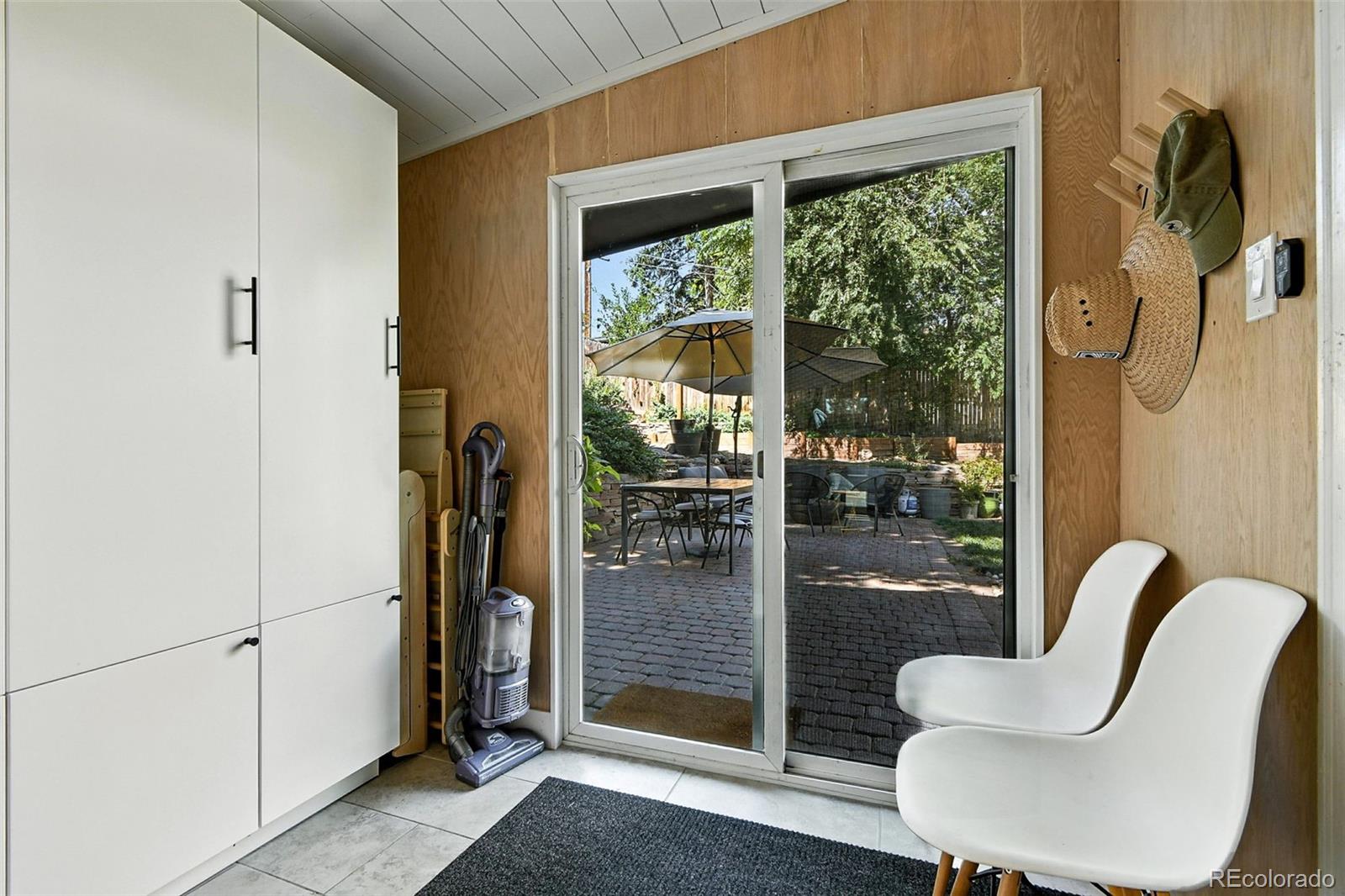 MLS Image #44 for 923 s beech street,lakewood, Colorado