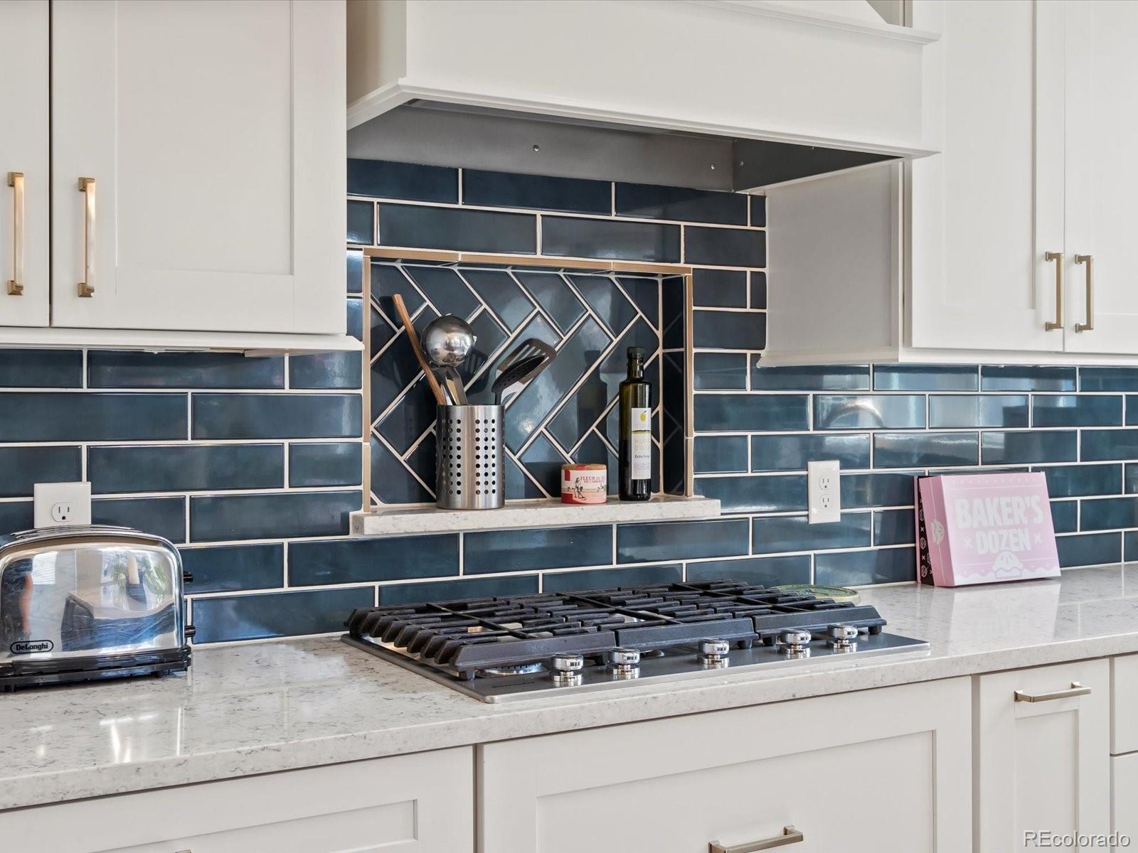 MLS Image #29 for 2691  spruce street,denver, Colorado