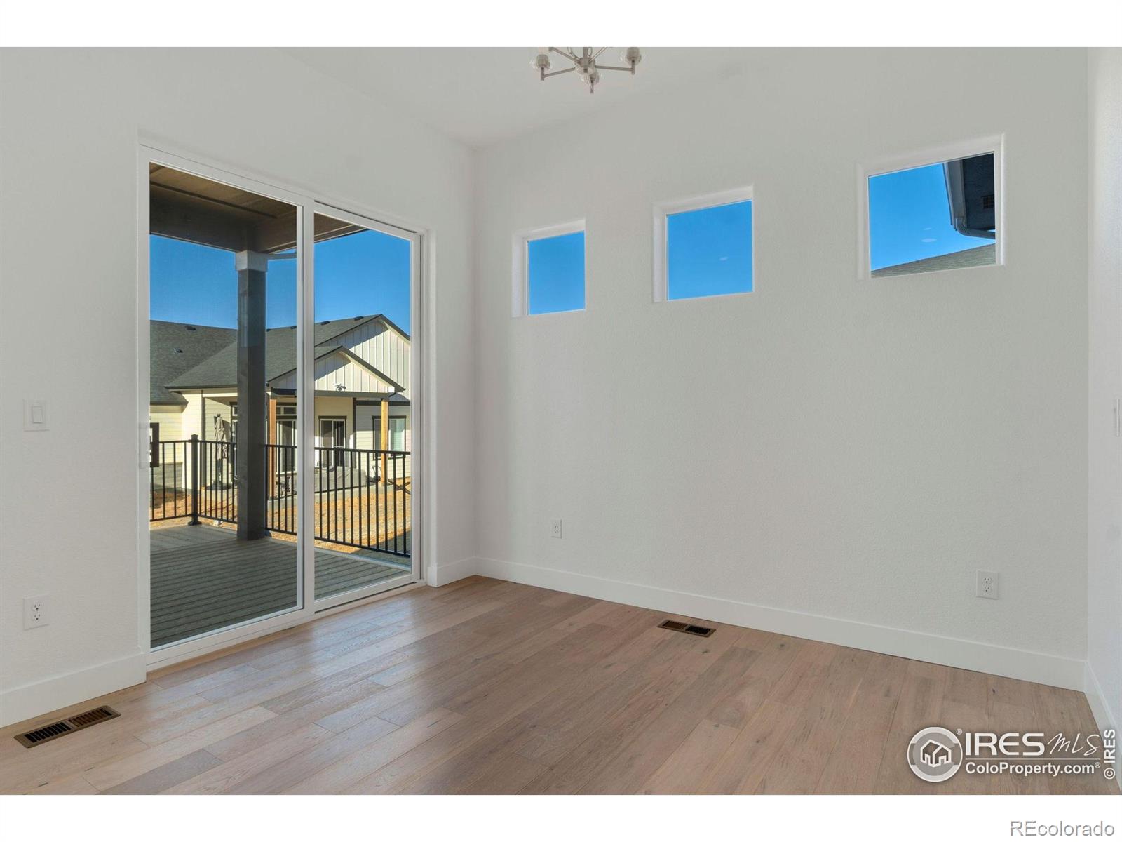 MLS Image #14 for 23835 e river front drive,aurora, Colorado