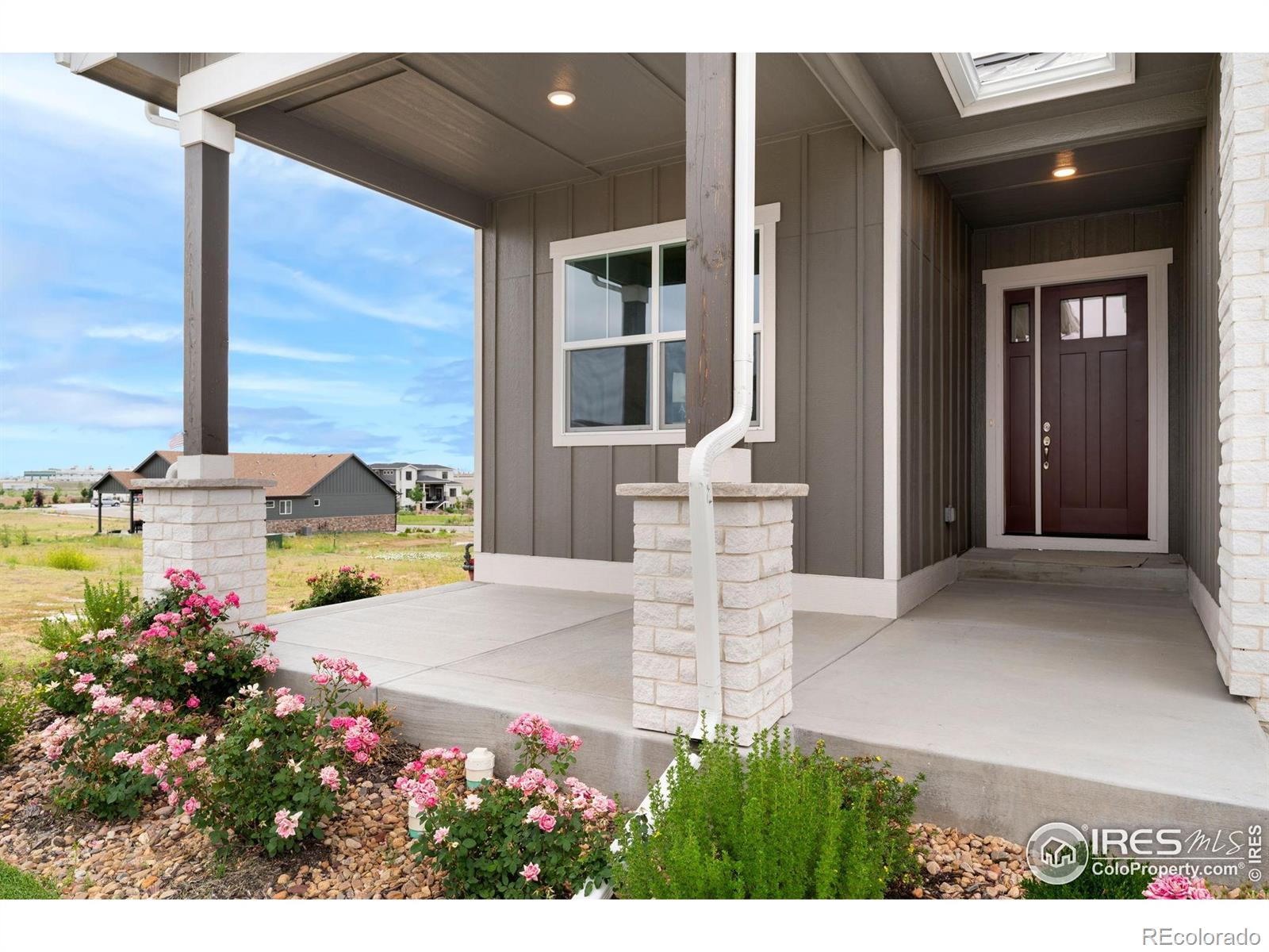 MLS Image #3 for 23835 e river front drive,aurora, Colorado