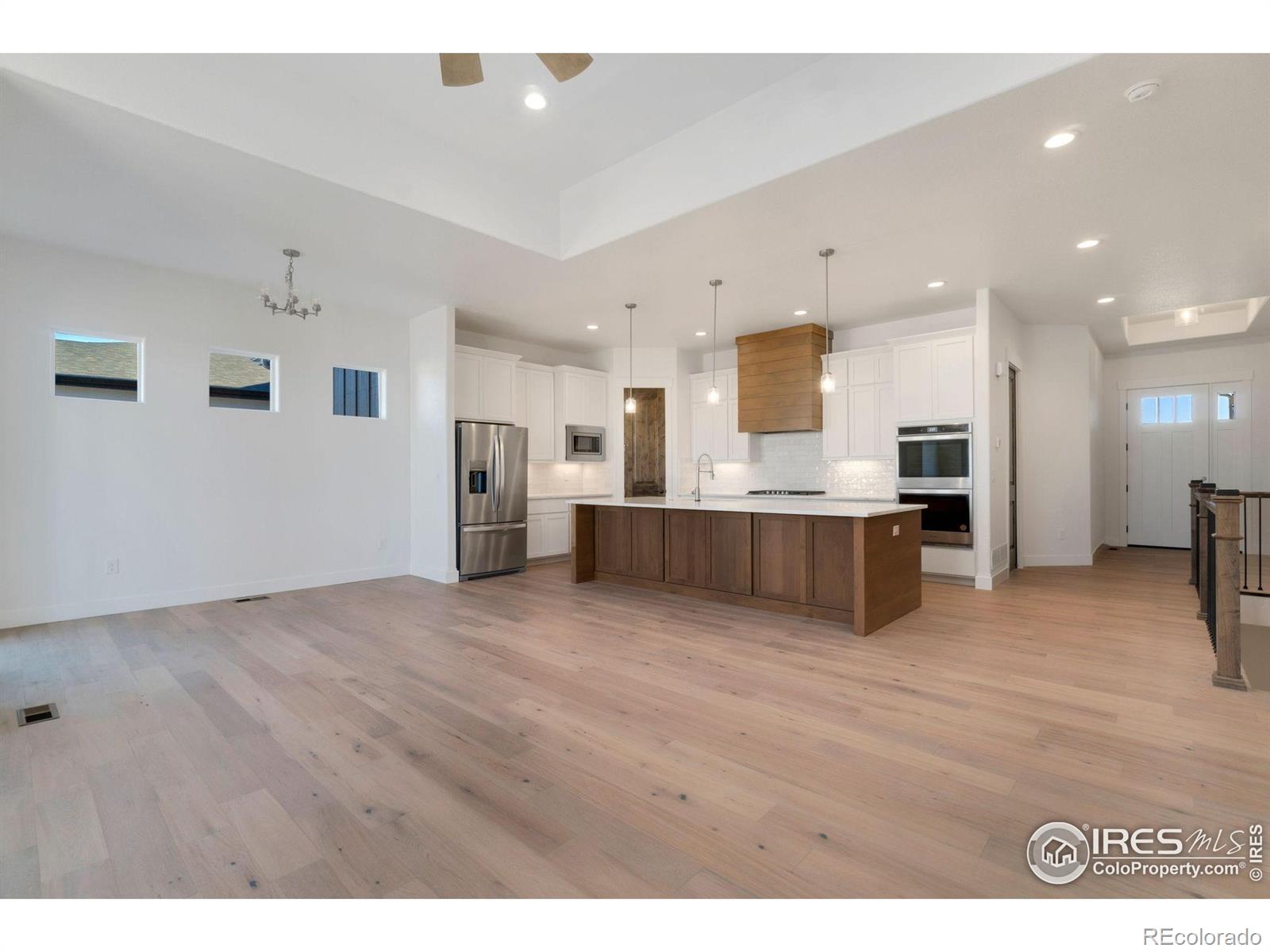 MLS Image #8 for 23835 e river front drive,aurora, Colorado