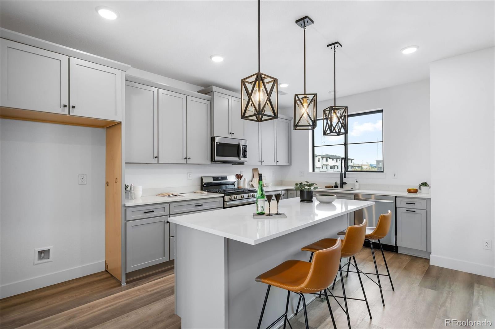 MLS Image #5 for 2076 s holly street,denver, Colorado