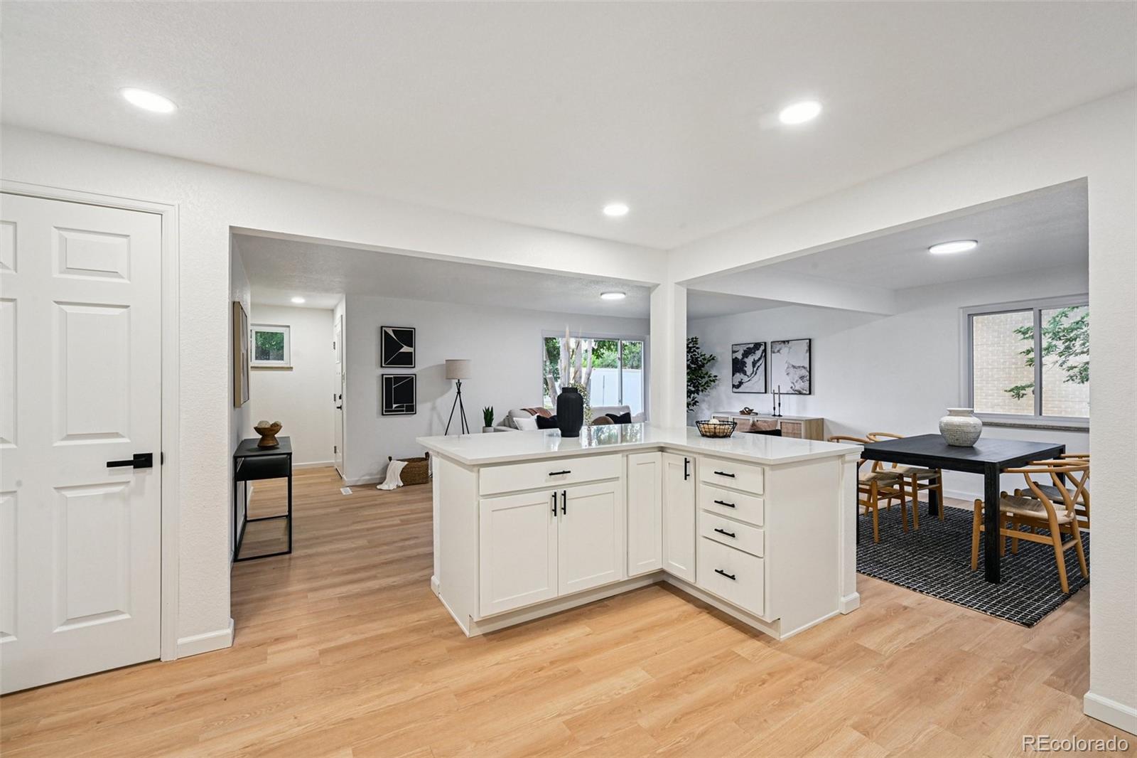 MLS Image #7 for 11176 w 62nd avenue,arvada, Colorado