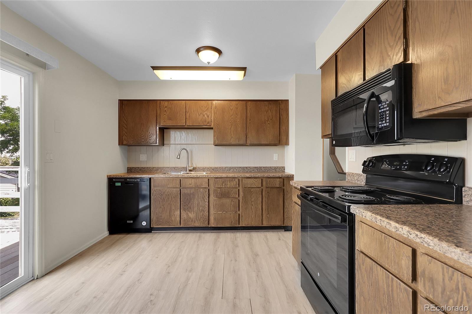 MLS Image #12 for 1659 s naples street,aurora, Colorado