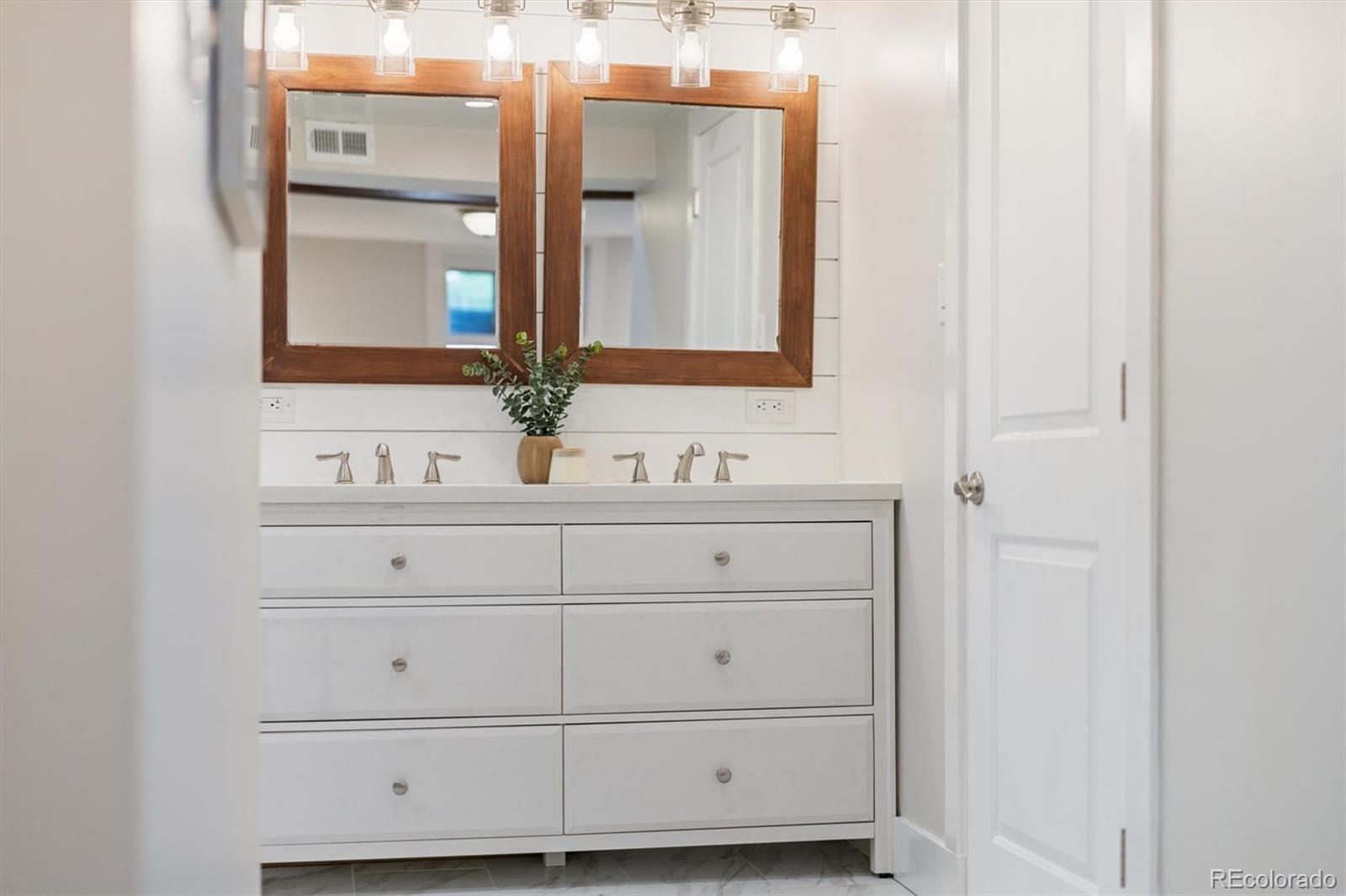 MLS Image #22 for 4720 w 3rd avenue,denver, Colorado