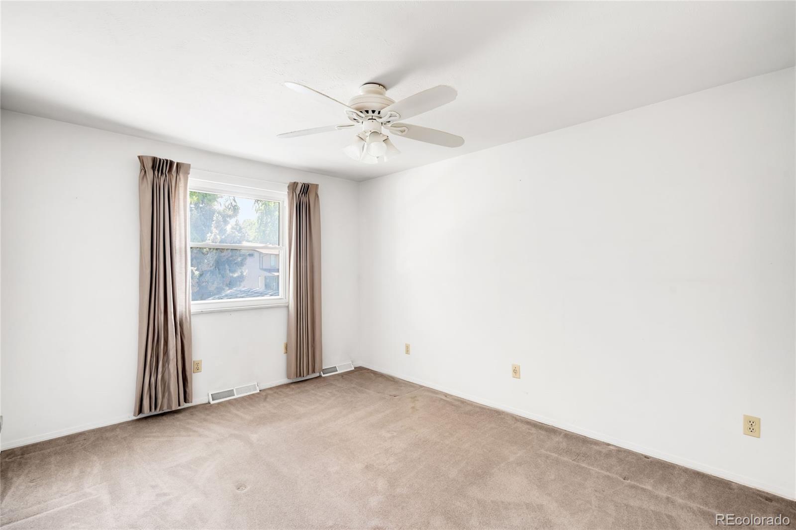 MLS Image #14 for 4184 s syracuse street,denver, Colorado