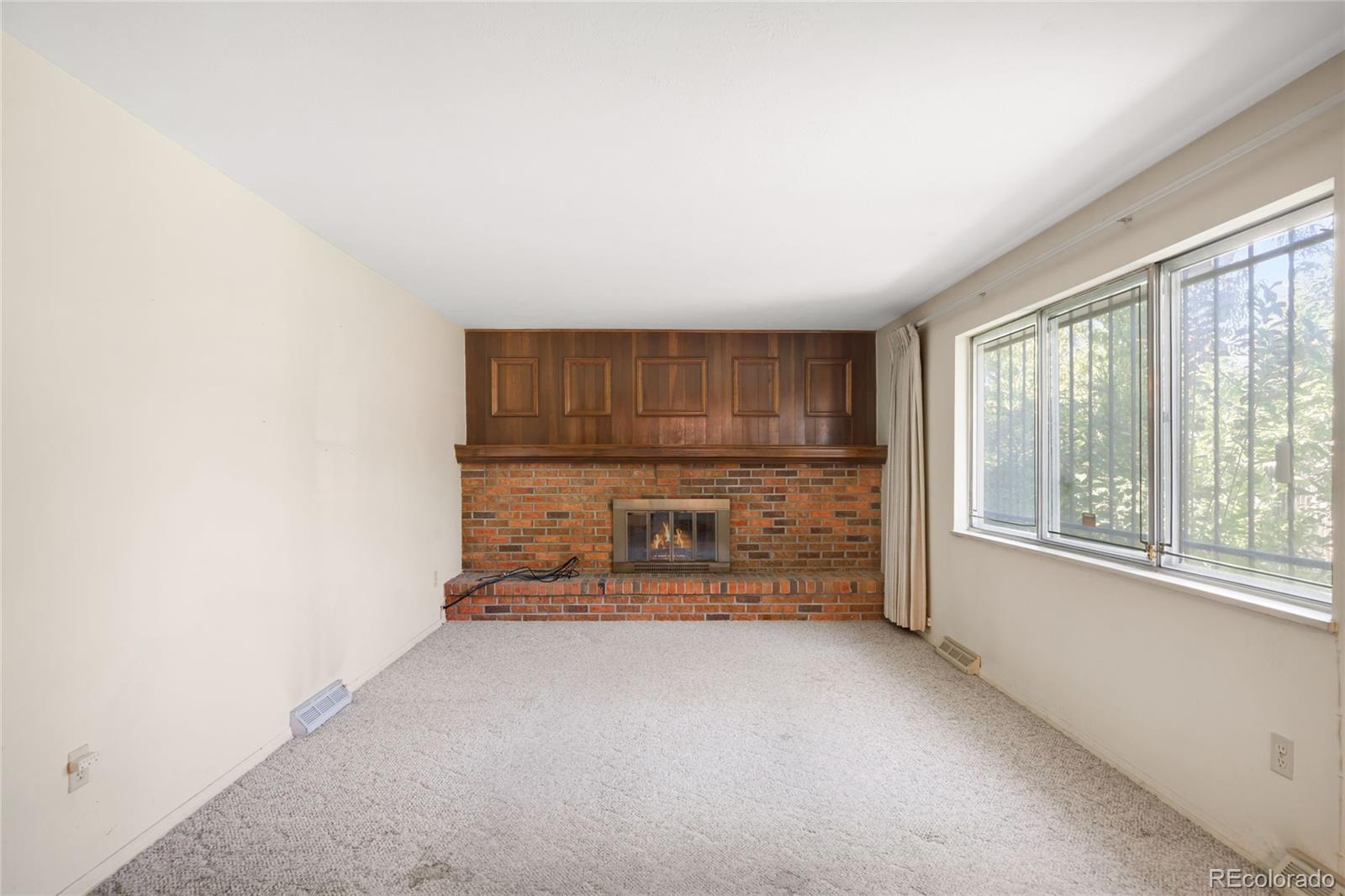 MLS Image #5 for 4184 s syracuse street,denver, Colorado