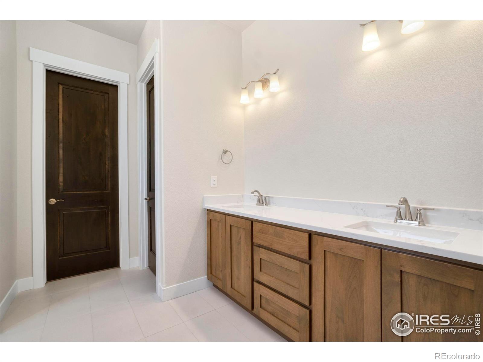MLS Image #20 for 24113 e 36th place,aurora, Colorado