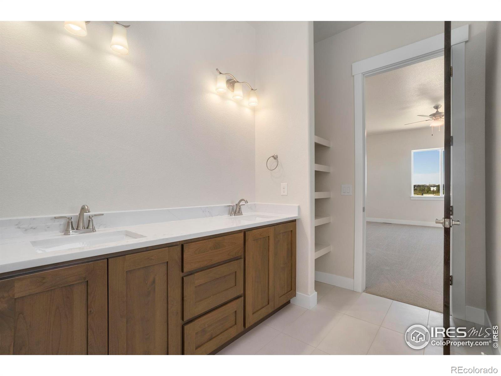 MLS Image #21 for 24113 e 36th place,aurora, Colorado