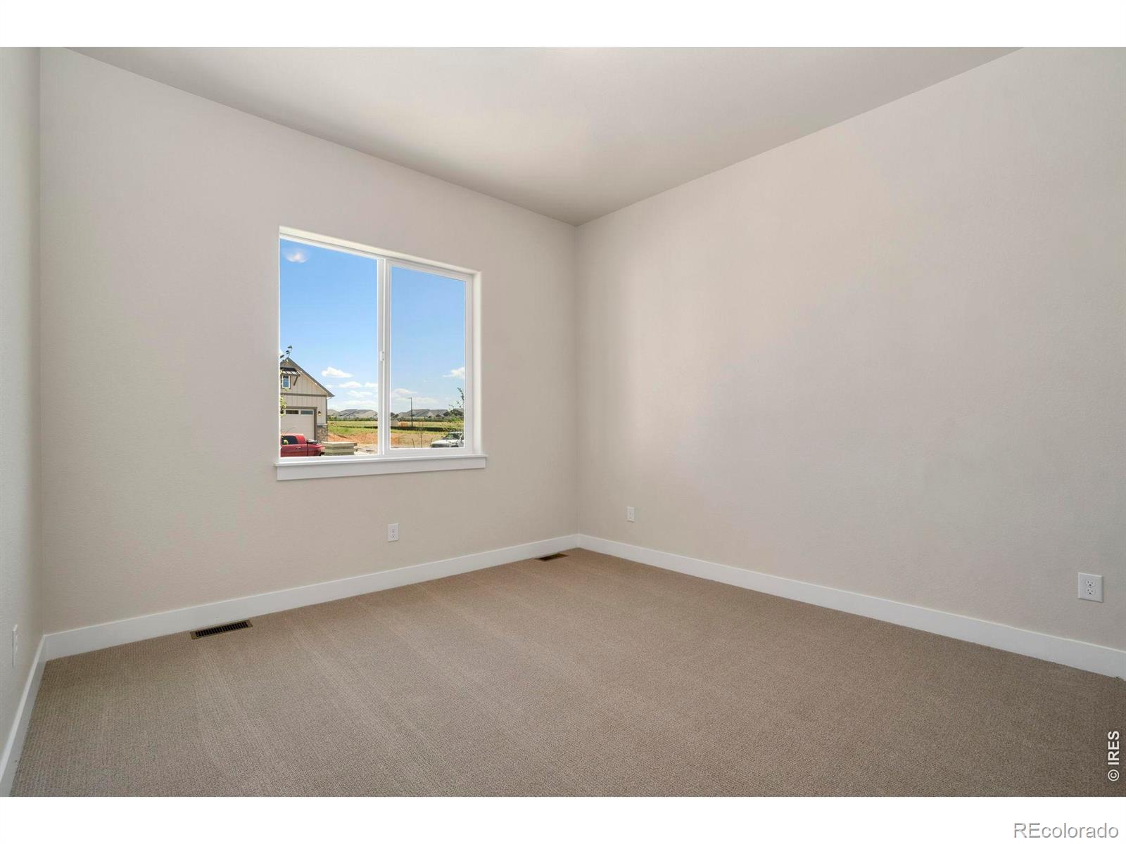 MLS Image #41 for 24113 e 36th place,aurora, Colorado