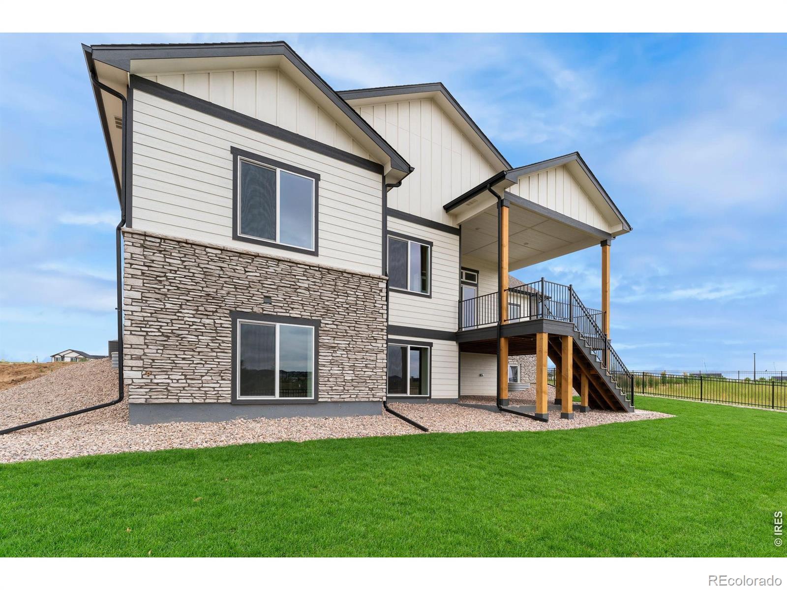 MLS Image #47 for 24113 e 36th place,aurora, Colorado
