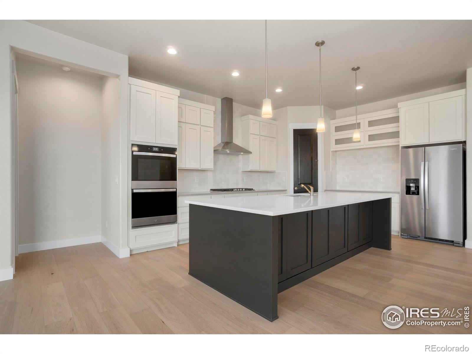 MLS Image #9 for 24113 e 36th place,aurora, Colorado