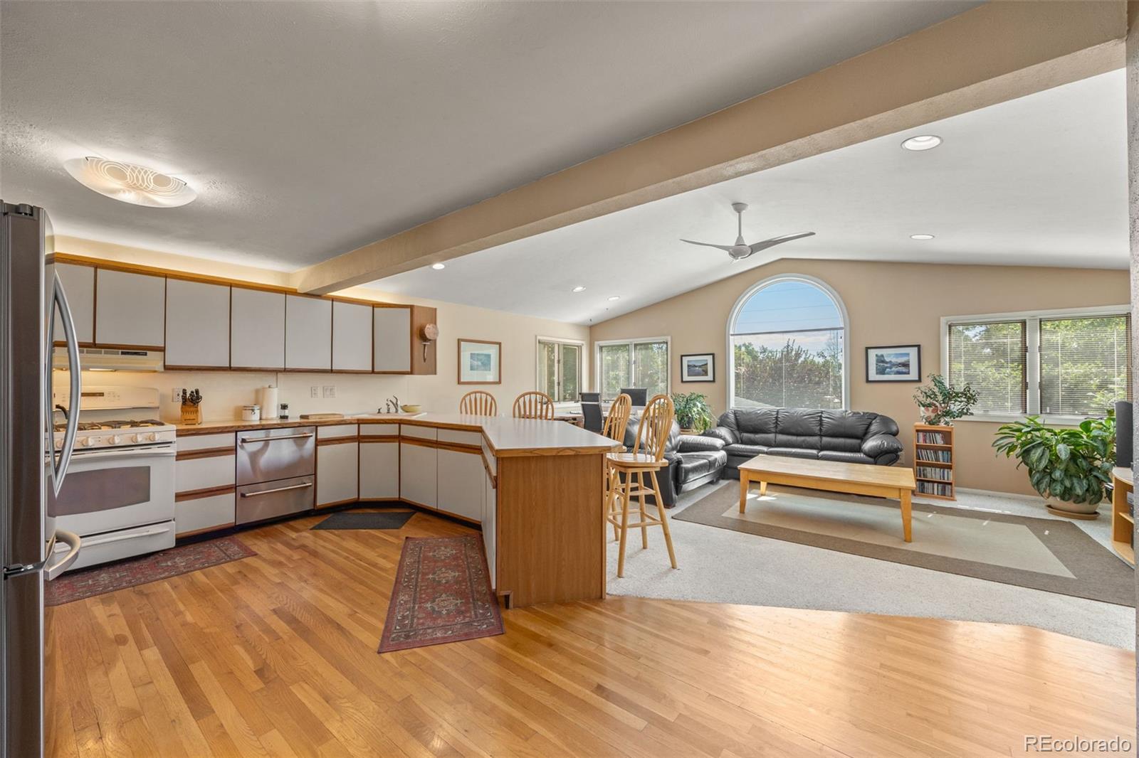 MLS Image #17 for 3176 s alton court,denver, Colorado