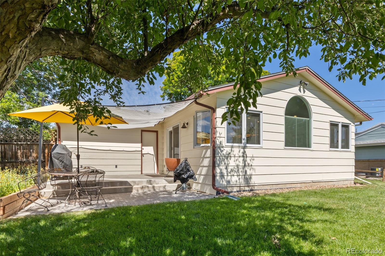 MLS Image #37 for 3176 s alton court,denver, Colorado