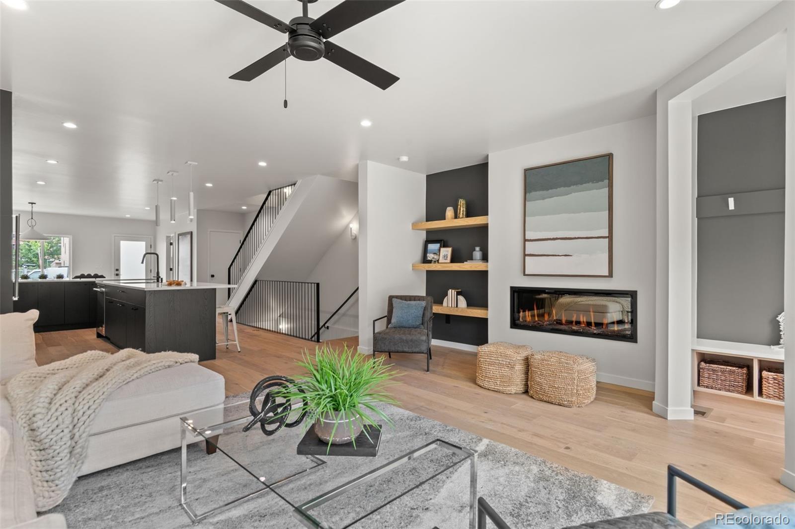 MLS Image #5 for 2124 s cherokee street,denver, Colorado