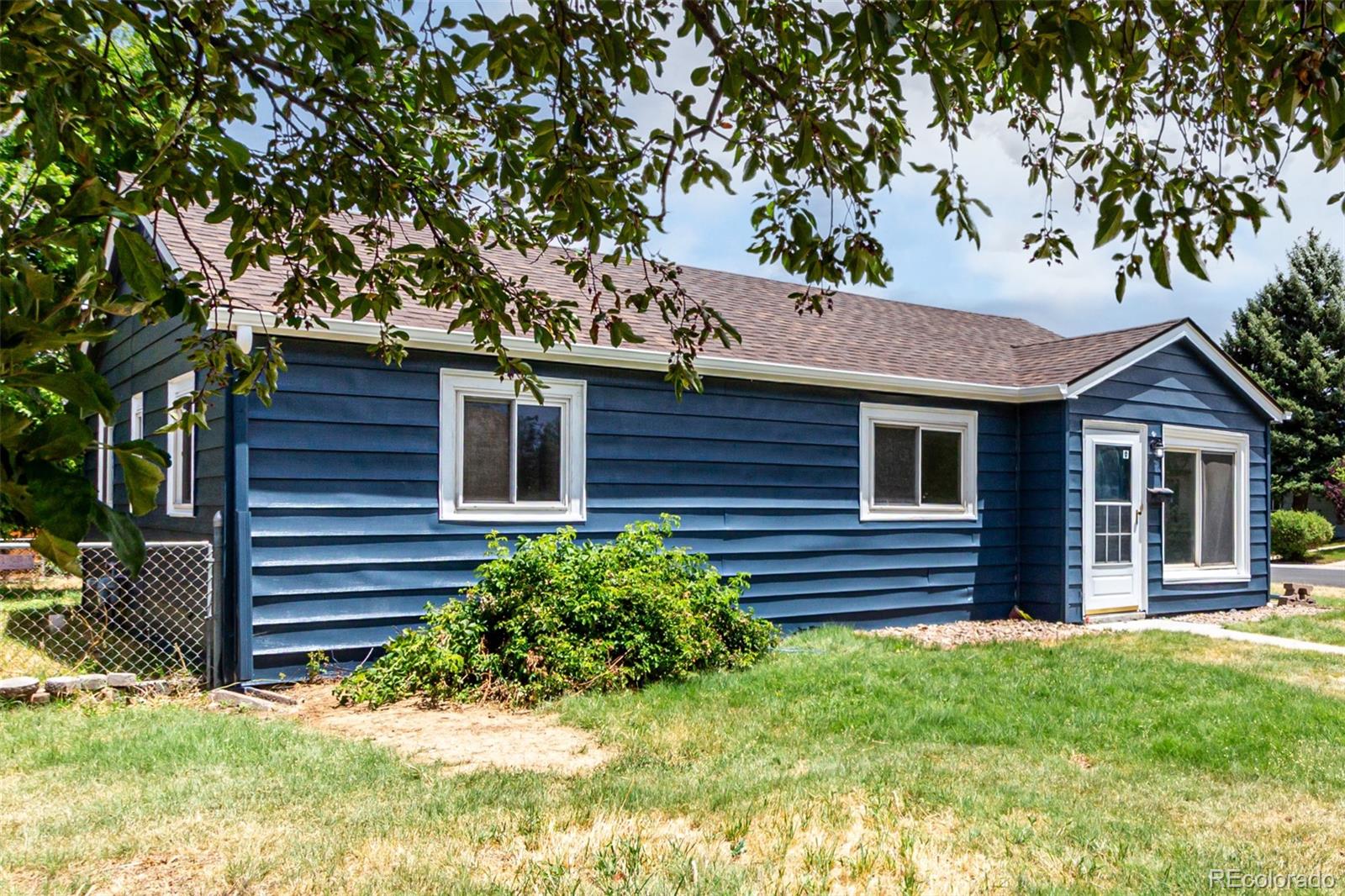 MLS Image #1 for 1000  worchester street,aurora, Colorado