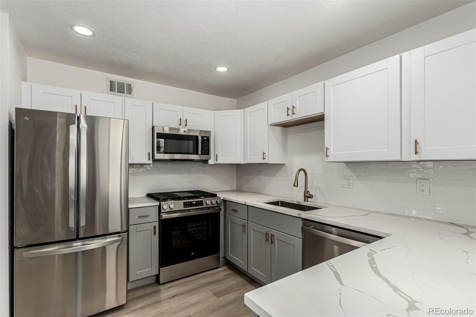 MLS Image #5 for 1000  worchester street,aurora, Colorado