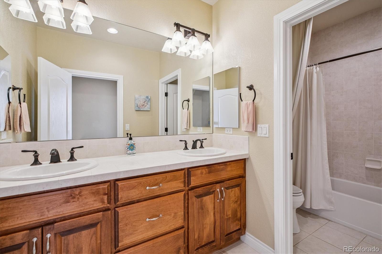 MLS Image #31 for 8526 e 35th avenue,denver, Colorado